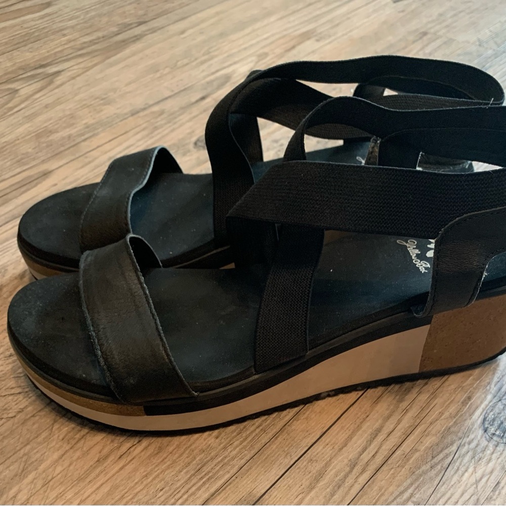 Yelllowbox sandals